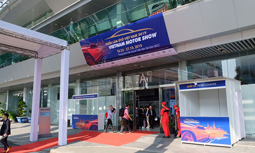 Khai man trien lam oto lon nhat Viet Nam - VMS 2019-Hinh-2