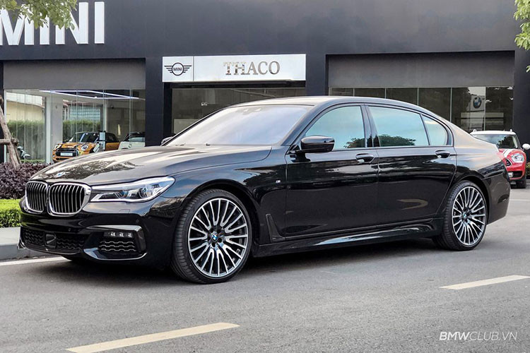 Được biết, giá xe BMW 750Li xDrive M-Sport trong bài viết được nhập về cho một sứ quán ở Hà Nội và có mức bán ra chính hãng hơn 10 tỷ đồng.
