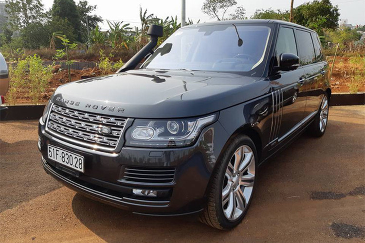 Tuy nhiên, đây chỉ là một phần nhỏ trong bộ sưu tập siêu xe, xe siêu sang, xe sang và xe thể thao khủng nhất Việt Nam của vị đại gia siêu xe này. Bởi ông còn sở hữu hàng loại các siêu xe hàng khủng khác như; Ferrari, Lamborghini, McLaren, Porsche, Maserati, Aston Martin, Audi… trị giá lên đến hàng trăm tỷ đồng.