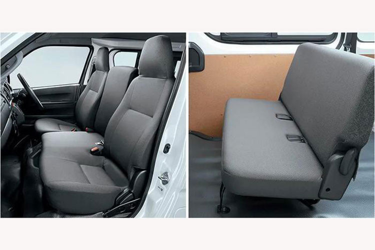 Tuy nhiên, không giống như Mazda Bongo van thế hệ trước, Mazda Bongo Brawny là một chiếc xe thương mại nhỏ không phải là dòng xe chở khách. Không có nhiều hàng ghế trong cabin mà thay vào đó là không gian rộng rãi phục vụ cho nhu cầu chở hàng, Trên thực tế, hãng Mazda cho biết tải trọng tối đa của xe là 1250kg với 03 người đi bên trong cabin.