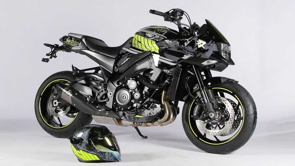 Năm ngoái, Suzuki cho hồi sinh mẫu xe huyền thoại GSX-1100S Katana, nó nhanh chóng thu hút sự chú ý của những người đam mê môtô toàn cầu. Năm nay, Suzuki tiếp tục hợp tác với công ty môtô nổi tiếng Icon Motorsports để tạo ra phiên bản đặc biệt - Suzuki Katana Icon Motorsports mới.