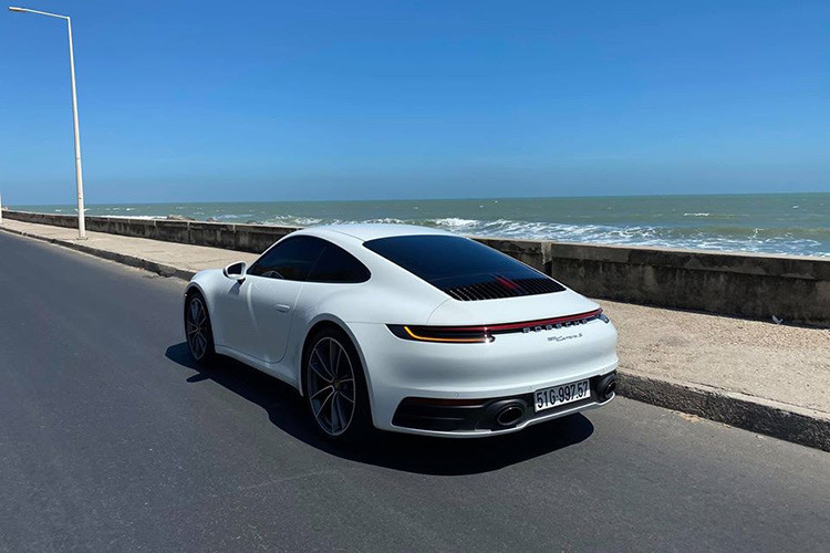 Cường Đô la cũng đã chia sẻ ảnh về hành trình mình lái chiếc xe thể thao Porsche 911 Carrera S 2020 đến các địa danh tại Việt Nam như Bình Dương, Bình Phước,Lâm Đồng, Long Hải, Bình Thuận, Nha Trang, Quy Nhơn, Đà Nẵng, Quảng Trị, Quảng Ngãi, Thanh Hoá, Hà Nội, Sapa...