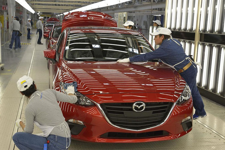 Mối quan tâm lớn nhất của hãng xe hơi Mazda đó là việc người tiêu dùng sẽ không còn hứng thú với việc mua xe ôtô, đồng thời cảnh báo về việc nhiều lĩnh vực trong nền kinh tế cũng như thị trường lao động Mỹ sẽ bị ảnh hưởng, bao gồm nghiên cứu và phát triển, sản xuất và kinh doanh.