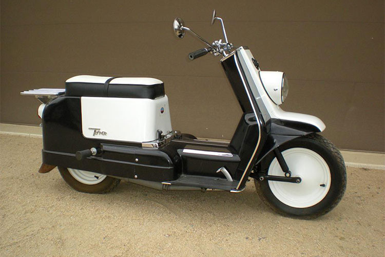 Hiện vẫn còn một số mẫu xe Topper còn lưu giữ tới tận ngày nay bời hãng xe môtô Mỹ và những nhà sưu tầm trên thế giới. Được biết trong tháng 5/2018 này, một chiếc xe ga Harley-Davidson Topper được sản xuất năm 1963 sẽ chính thức sàn đấu giá tại Las Vegas.