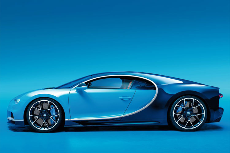 Tương tự như những chiếc Bugatti Chiron khác được sản xuất trên thế giới, siêu phẩm triệu đô có mặt tại giới nhà giàu Trung Quốc vẫn sở hữu khối động cơ W16, dung tích 8.0 lít, tăng áp kép, sản sinh công suất tối đa lên đến 1.500 mã lực và mô-men xoắn cực đại đạt 1.600 Nm.