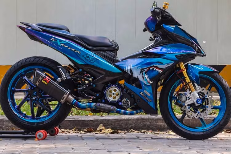 Ra mắt vào cuối năm 2014, mẫu xe máy Yamaha Exciter 150 côn tay được lấy cảm hứng từ những chiếc xe đua và sportbike, superbike khác nhau của thương hiệu Yamaha đã nhanh chóng trở thành "nguồn cảm hứng" để các biker Việt tạo ra vô số bản độ độc đáo.