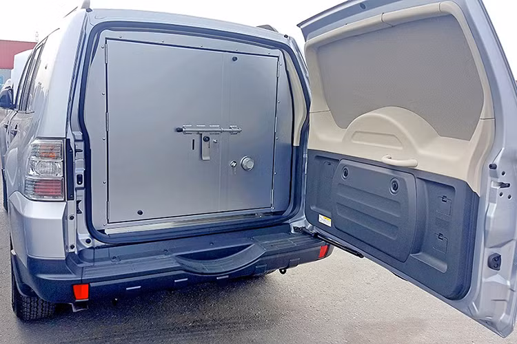 Co nen mua oto cho tien ngan hang thanh ly voi gia 