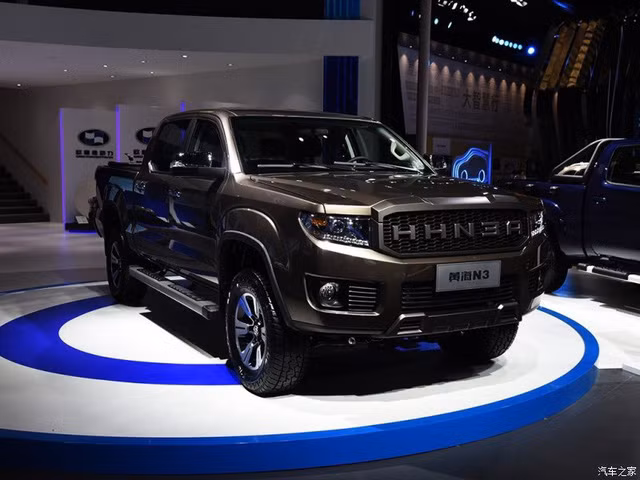 Giá của Huanghai N3 tại thị trường Trung Quốc được xem là khá phù hợp với người tiêu dùng, chỉ dao động từ 119.800 - 153.800 Nhân dân tệ (tương đương 400 - 512 triệu đồng). Tuy nhiên chắc chắn nó sẽ phải cạnh tranh với nhiều đối thủ khác có thương hiệu tốt hơn.