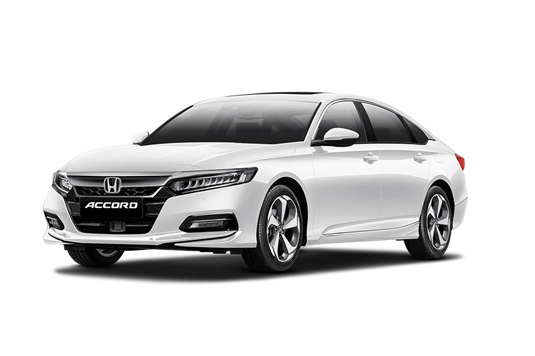 Giá xe Honda Accord 2022 chính hãng tại Việt Nam từ 1,319 đến 1,329 tỷ đồng - tương đồng 2 phiên bản Toyota Camry 2.5Q (1,349 tỷ đồng) và 2.5HV (1,449 tỷ đồng), trong khi đắt hơn bộ đôi Camry 2.0G và 2.0Q (1,05-1,167 tỷ đồng).