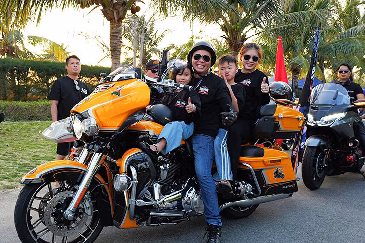 Hang nghin moto ca nuoc do ve Cam Ranh du Bike Week Vietnam 2024-Hinh-5