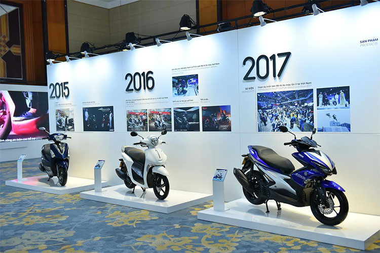 Tháng 12/2016, Yamaha tại Việt Nam tiếp tục tung ra mẫu xe tay ga thể thao NVX với các phiên bản động cơ 125cc và 155cc, góp phần khẳng định dấu ấn thể thao tiên phong và đột phá của Yamaha. Không chỉ dừng lại ở việc ra mắt các sản phẩm mới, Yamaha Motor Việt Nam cũng đã ghi dấu ấn với hàng loạt sự kiện cộng đồng khác.