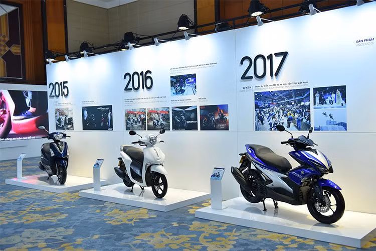 Tháng 12/2016, Yamaha tại Việt Nam tiếp tục tung ra mẫu xe tay ga thể thao NVX với các phiên bản động cơ 125cc và 155cc, góp phần khẳng định dấu ấn thể thao tiên phong và đột phá của Yamaha. Không chỉ dừng lại ở việc ra mắt các sản phẩm mới, Yamaha Motor Việt Nam cũng đã ghi dấu ấn với hàng loạt sự kiện cộng đồng khác.