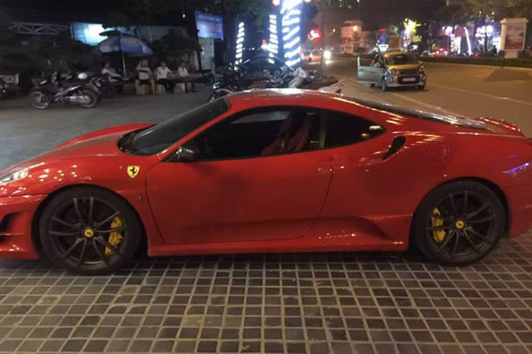 Sieu xe Ferrari 430 cua Dung 