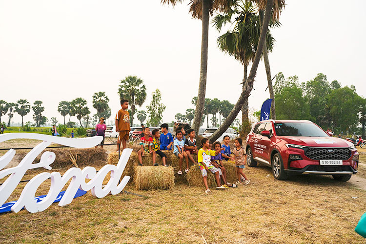 Trai nghiem Ford Territory - kham pha mien Tay, tiep noi di san-Hinh-8