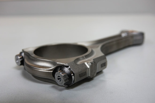 Trong khi đó, dù được tạo ra từ những vật liệu tốt nhất thế giới, không có nghĩa động cơ này là “bất tử”, nếu liên tục bị đẩy tới giới hạn cao nhất. 