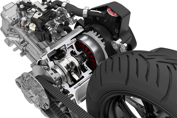 Để quản lý hoạt động của động cơ điện, Honda đã trang bị cho PCX Hybrid một bộ điều khiển có tên gọi Power Drive Unit (PDU). Công dụng chính của PDU đó là quyết định sức mạnh mà mô-tơ điện sẽ hỗ trợ cho động cơ xăng, sử dụng dữ liệu từ vị trí tay ga. Ngay sau khi vặn ga, mô-tơ ACG sẽ hỗ trợ động cơ xăng tăng tốc trong 4 giây - trong đó mô-men xoắn cực đại có thể đạt được trong 3 giây đầu.