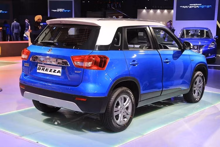 Mặc dù được nhà sản xuất Maruti Suzuki lên kế hoạch sẽ bán được hơn 5.000 xe mỗi tháng. Tuy nhiên hiện đã có tới hơn 70.000 khách hàng đặt mua Vitara Brezza tại thị trường Ấn Độ sau 3 tháng mở bán mẫu xe này.