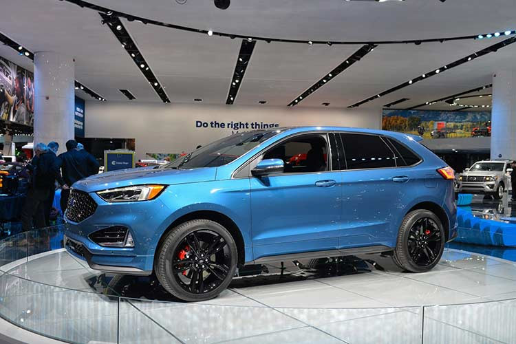 Đây không phải là lần đầu tiên cái tên Territory được dùng cho một mẫu SUV nhà Ford. Trước đó, hãng xe ôtô Ford đã từng cho ra mắt và chào bán mẫu SUV Territory này tại thị trường Úc.