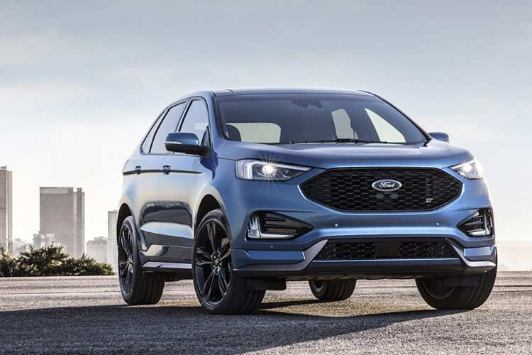 Mẫu SUV Territory mới này là sản phẩm của liên doanh Jiangling-Ford và dành cho thị trường Trung Quốc. Theo hãng Ford, Territory sẽ do công ty đối tác Jiangling Motors Corporation (JMC) sản xuất tại đây. Được biết, xe sẽ đáp ứng nhu cầu của những khách hàng muốn mua xe SUV được định vị cao hơn xe đô thị EcoSport 2018. 