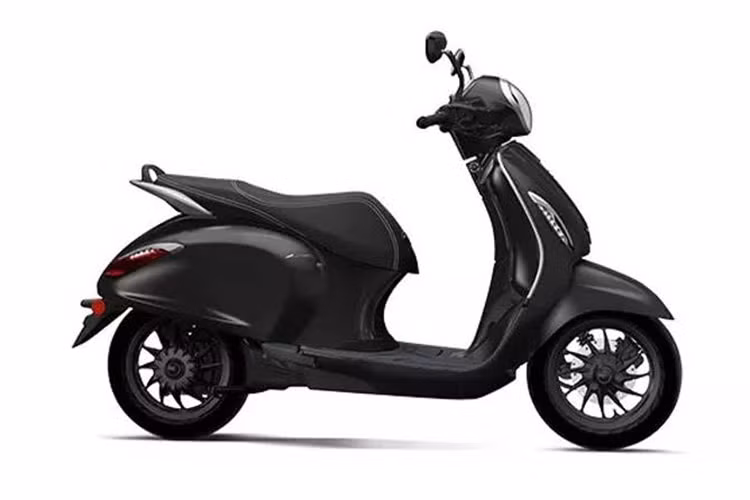 Về thiết kế, xe mang kiểu dáng cổ điển châu Âu với những đường nét tinh tế và thân sau nở rộng kiểu con ong giống như xe tay ga Vespa chạy xăng của thuong hiệu Ý.