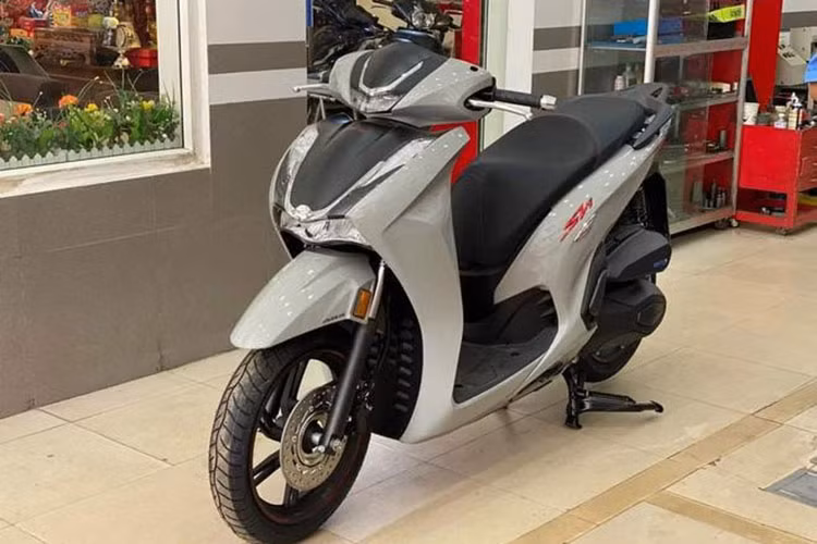 Gian doan chuoi cung ung, nhieu mau xe ga Honda Viet Nam 