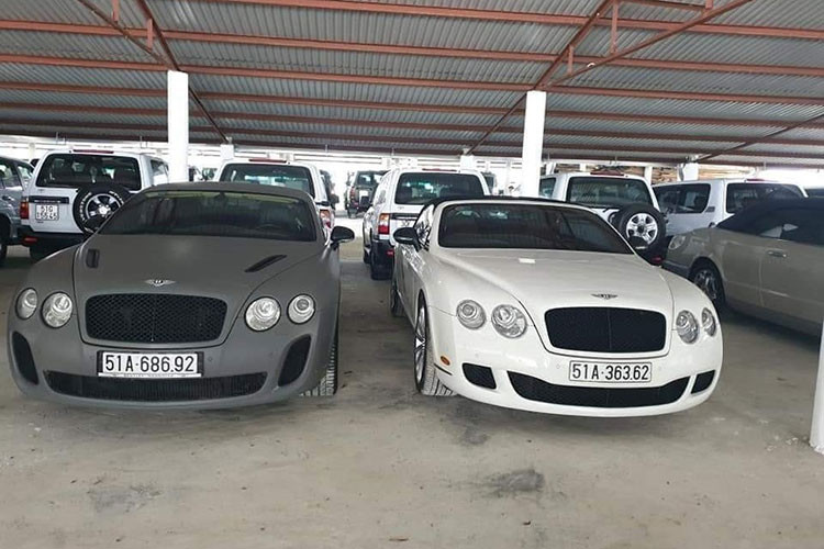 Như vậy, có thể dàn siêu xe Ferrari, Lamborghini, Aston Martin, Audi R8 và Porsche... còn lại của ông Đặng Lê Nguyên Vũ đã được để lại một chỗ khác bí mật hơn nhưng chắc chắn cũng nằm trong khu du lịch sinh thái địa đàng M'Đrak.