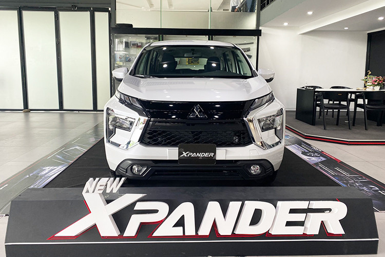 Đứng ở vị trí số 1 trong top ôtô bán chạy nhất Việt Nam trong tháng 4 vẫn tiếp tục là Mitsubishi Xpander với 1.263 xe được tiêu thụ, giảm 20% so với tháng 3/2024. Theo đuổi phía sau vẫn là Ford Ranger với doanh số ghi nhận đạt 1.262 chiếc, giảm 18% ở tháng 4.