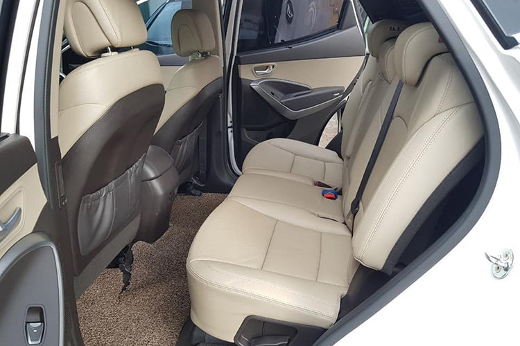 Xe được trang bị hệ thống Drive Mode gồm 3 chế độ: Eco (tiết kiệm) – Normal (thông thường) – Sport (thể thao), hệ thống sẽ trực tiếp can thiệp vào các hệ thống truyền động của xe: vô lăng, hộp số, chân ga,…nhằm tạo ra sự khác biệt về cảm giác lái cũng như khả năng hoạt động của xe, giúp xe vận hành tối ưu nhất trong từng điều kiện vận hành cụ thể.