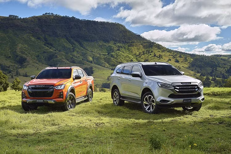 Isuzu D-Max va mu-X bi trieu hoi toi hon 700 xe tai Viet Nam