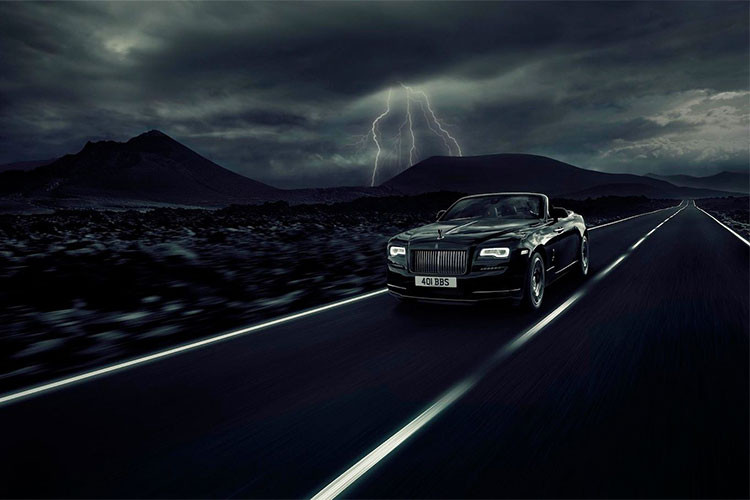 Rolls-Royce hiện không công bố giá bán cho bộ sưu tập Adamas này. Tuy nhiên, số lượng xe hãng sản xuất theo phiên bản Adamas chỉ giới hạn 40 chiếc coupe Wraith và 30 chiếc mui trần Dawn. Nên chắc chắn cái giá của nó là không hề nhỏ.