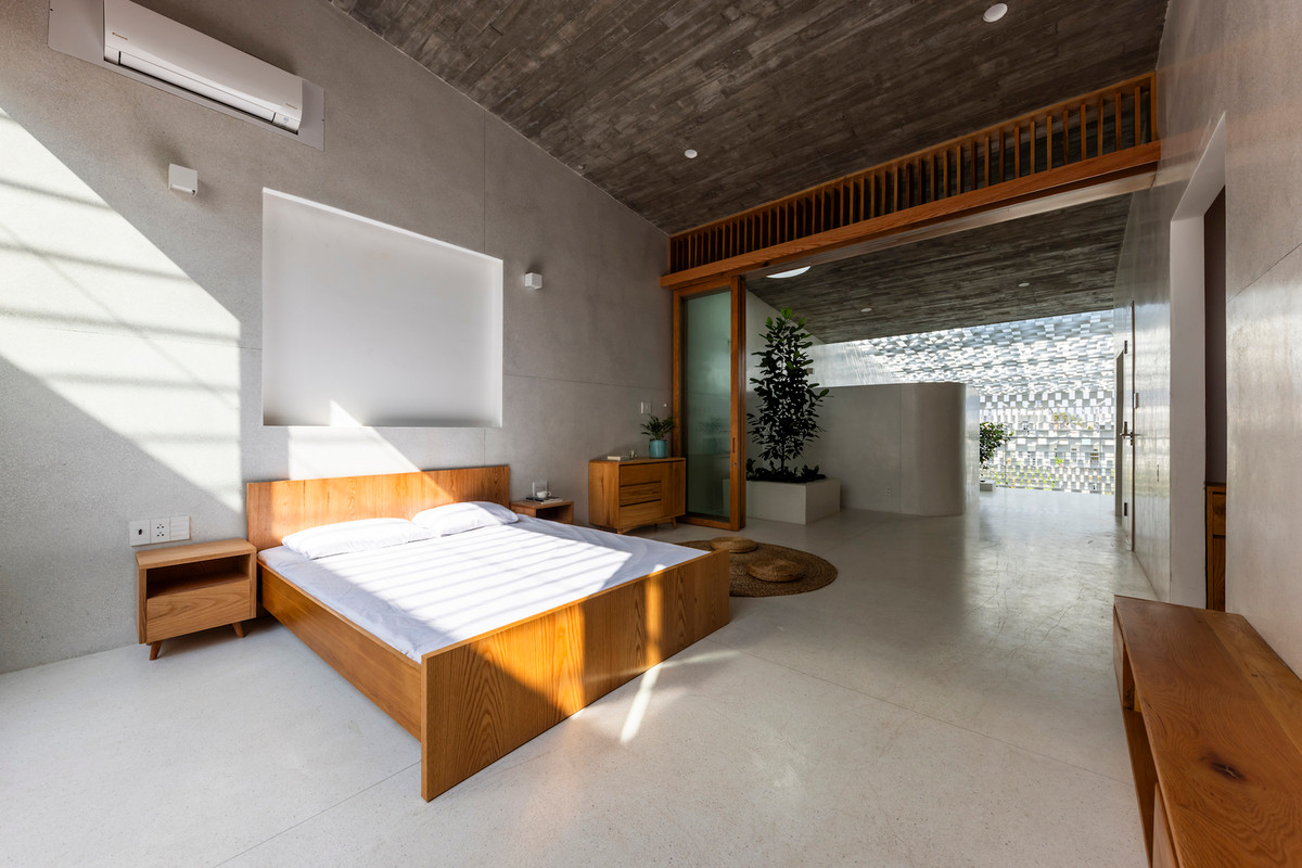 Cây xanh và khu vườn có thể được nhìn thấy từ bất cứ góc nào trong nhà. Ảnh: Hiroyuki Oki