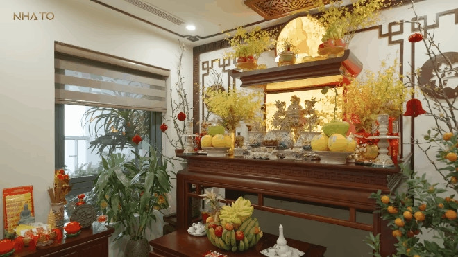 Phòng thờ trang nghiêm. Ảnh chụp màn hình