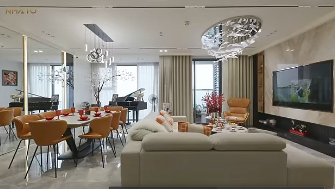 Căn hộ có tầm view nhìn ra sân vận động quốc gia Mỹ Đình. Đây là ngôi nhà cô giáo đã dành rất nhiều công sức để hoàn thiện. Ảnh chụp màn hình