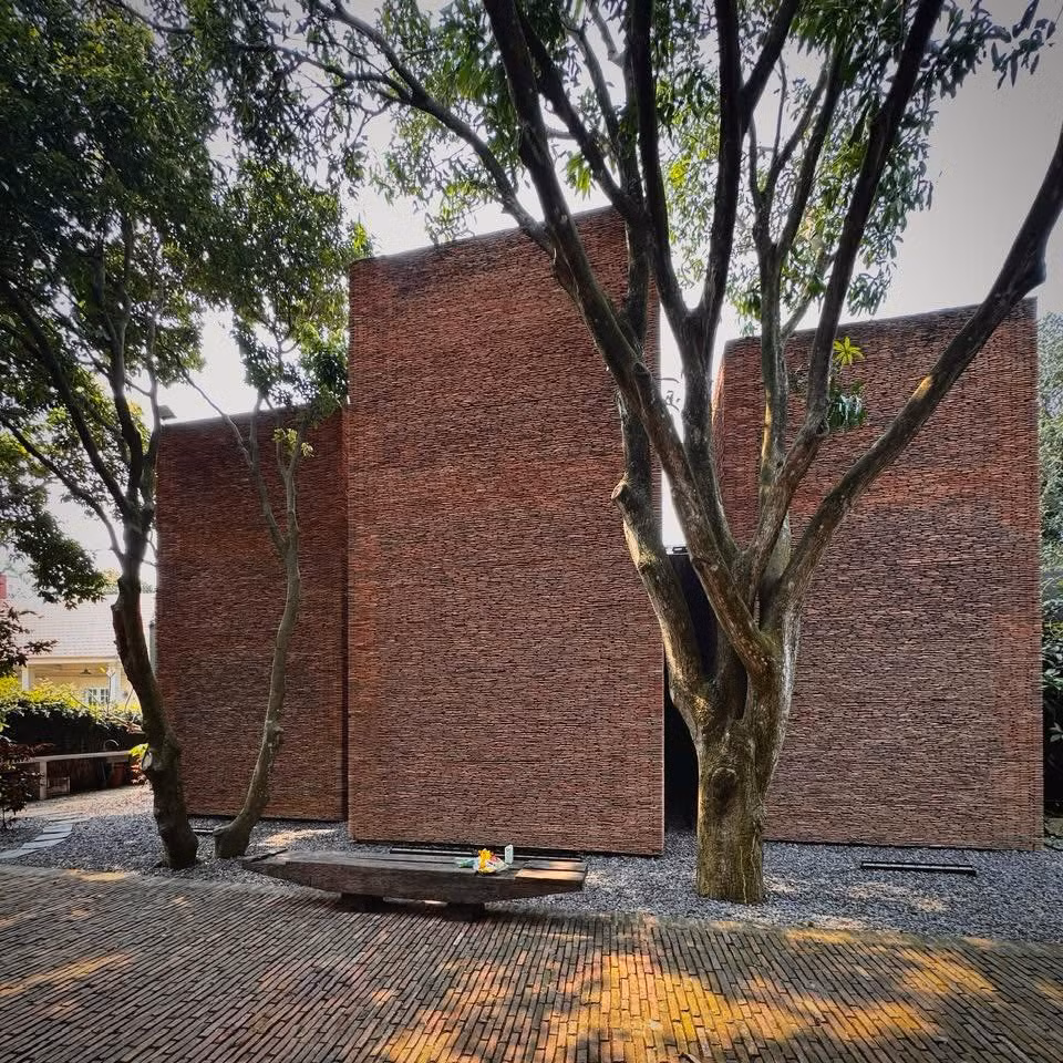 Bảo tàng Đạo Mẫu là công trình tâm huyết mà nghệ sĩ Xuân Hinh dành cả đời để thực hiện, với ý tưởng hình thành từ nhiều năm trước. Ảnh: FB Xuân Hinh