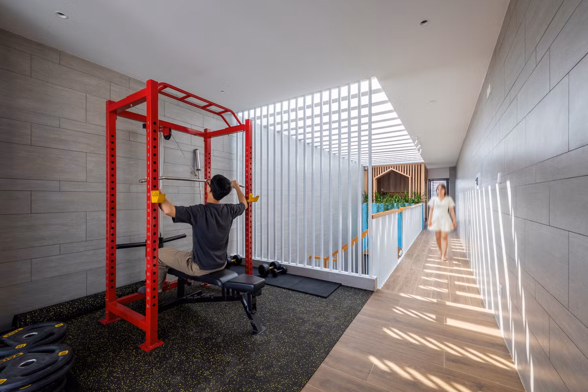 Tầng 4 là khu giặt phơi, phòng gym và sân thượng. Ảnh: Minq Bui