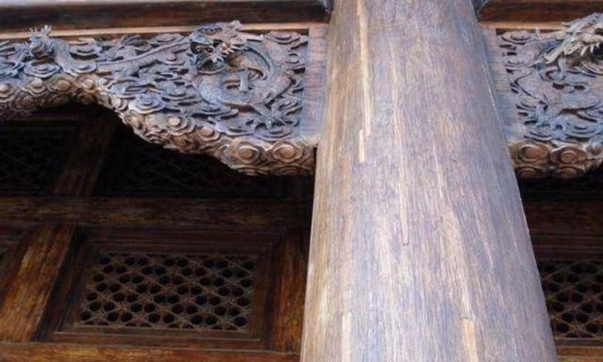 Sau khi được chính quyền cho người tân trang lại, ngôi nhà gỗ được liệt vào danh sách cổ vật thuộc Bảo tàng Văn hóa Lâm nghiệp Hồ Bắc, thu hút đông đảo du khách đến tham quan mỗi năm. Ảnh: 163