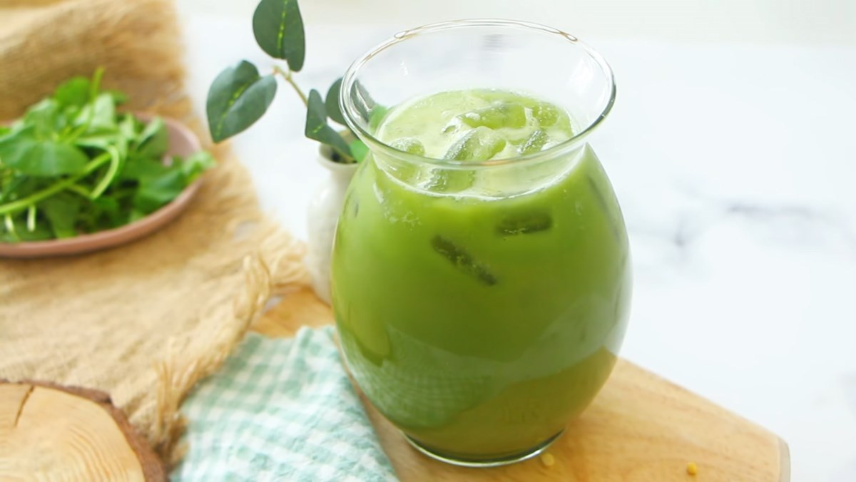 Rau má có thể chế biến thành sinh tố, trà, có mặt trong nhiều nhà hàng, quán ăn. Ảnh: Internet