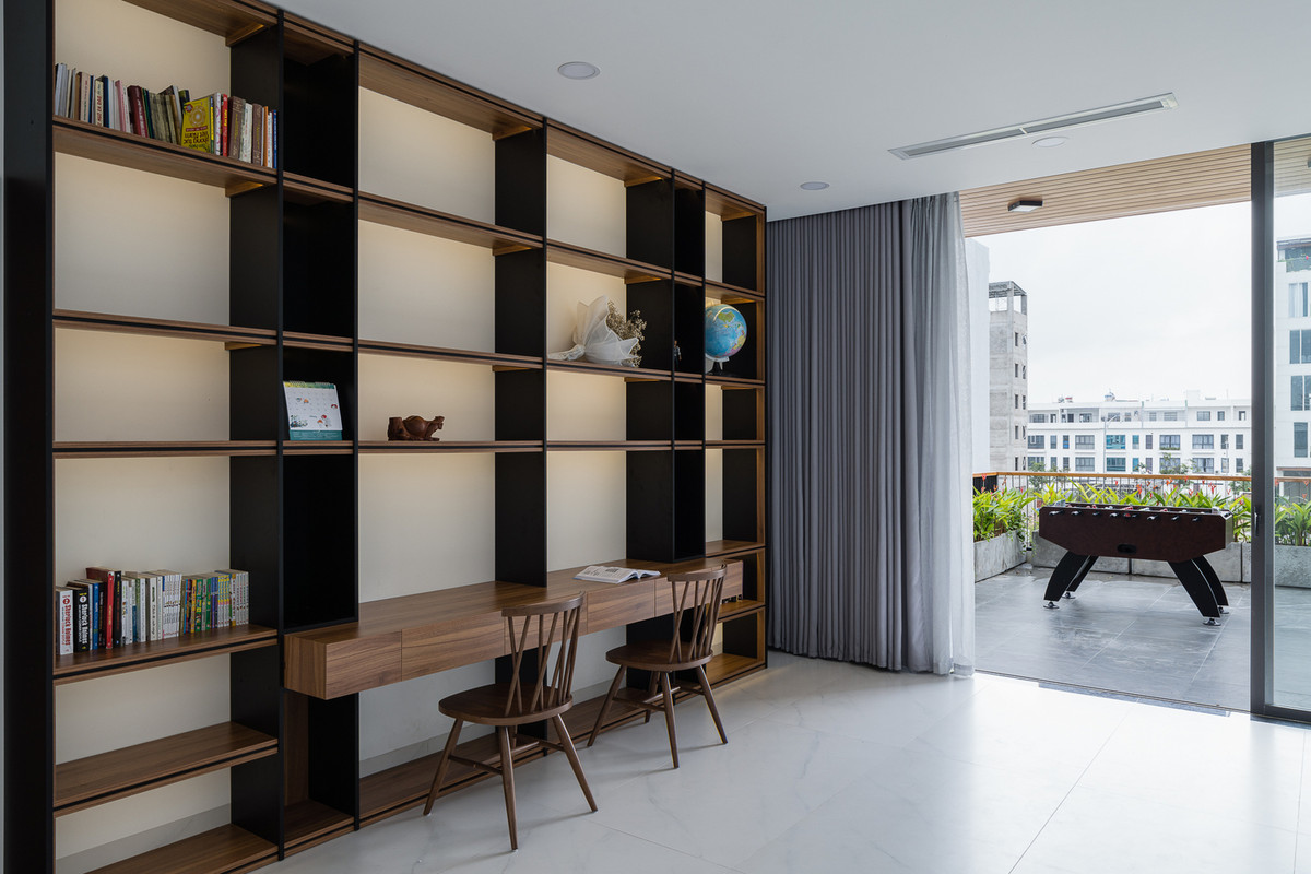 Mỗi tầng được bố trí các chức năng riêng biệt nhưng hợp lý và tiện lợi cho người sử dụng. Ảnh: EVITArchitecture