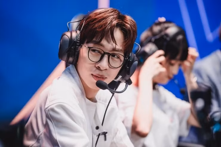 Ồn ào tình cảm giữa streamer ViruSs và loạt bạn gái cũ trở thành tâm điểm chú ý của cộng đồng mạng. Nhiều người lên tiếng chỉ trích nam streamer bởi tính lăng nhăng. Ảnh: Vietnamnet