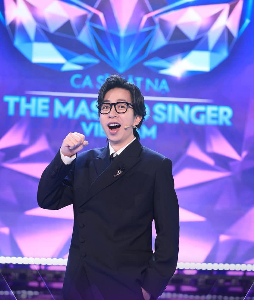 Trong lĩnh vực âm nhạc, ViruSs được biết đến là một producer, nhạc sĩ tài năng khi tạo ra nhiều bản hit đình đám. Ảnh: FBNV