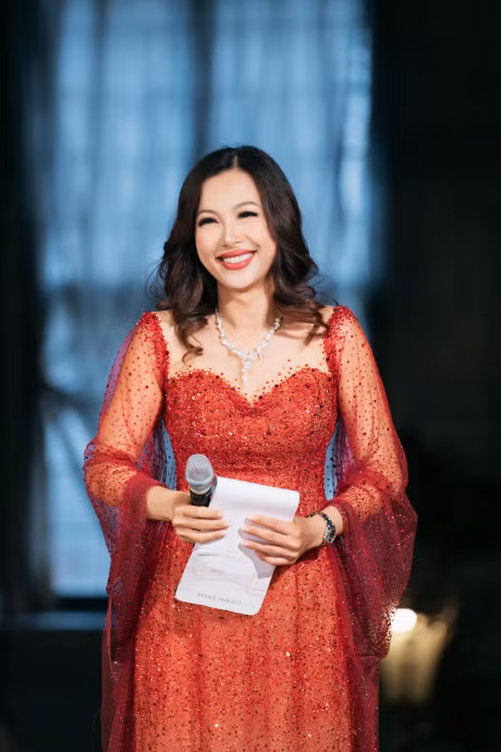 Chia sẻ với phóng viên Vietnamnet, Hoa hậu Ngô Mỹ Uyên cho biết vừa bán nốt căn villa rộng hơn 1.000m2 ở Thảo Điền (TP Thủ Đức, TP HCM) với giá hơn 70 tỷ đồng. Ảnh: Ngoisao