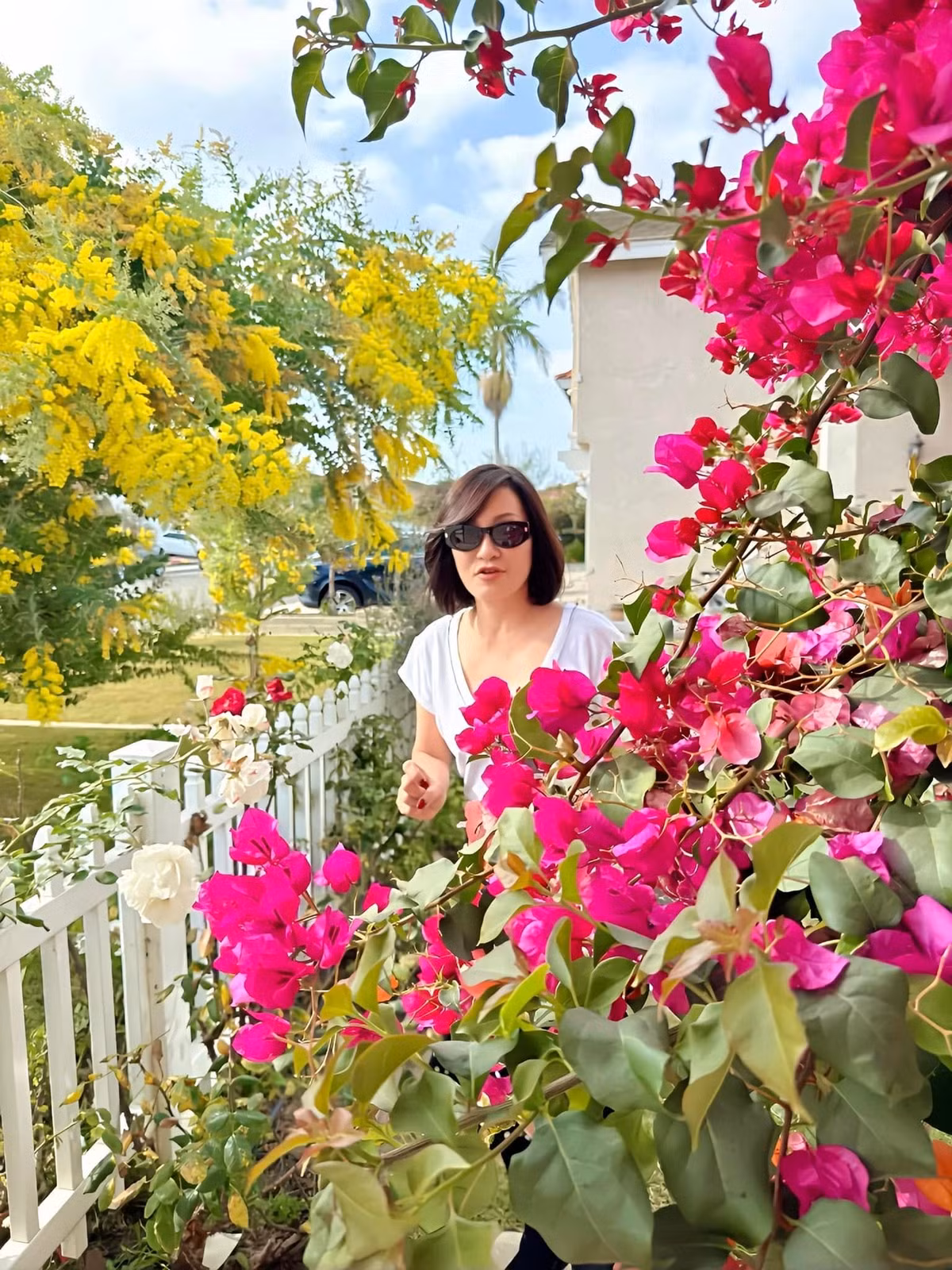 Sau khi ly hôn Quang Minh, nghệ sĩ Hồng Đào tận hưởng những ngày tháng bình yên trong căn biệt thự nhà vườn tại Mỹ. Ảnh: FBNV