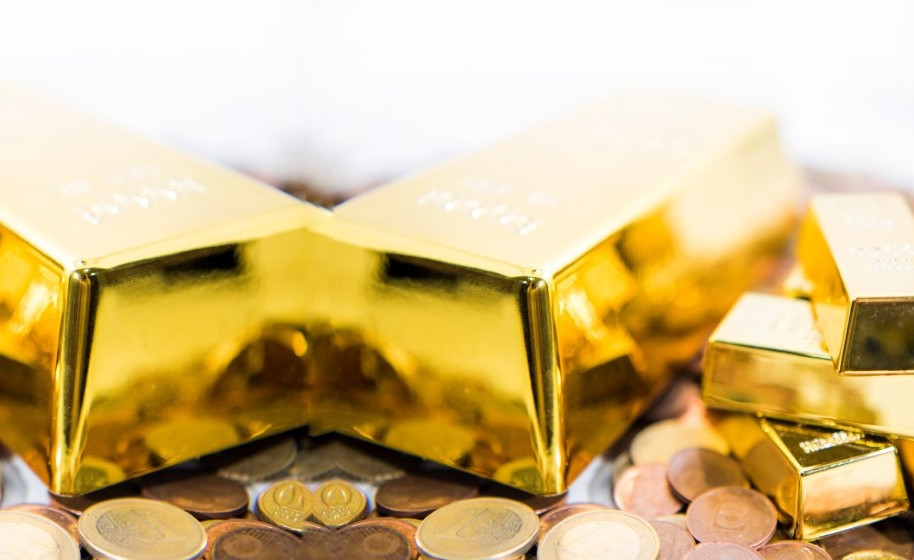 Người xưa quan niệm, mua vàng đầu năm sẽ mang đến một năm giàu sang, phú quý, tài lộc. Ảnh: Internet
