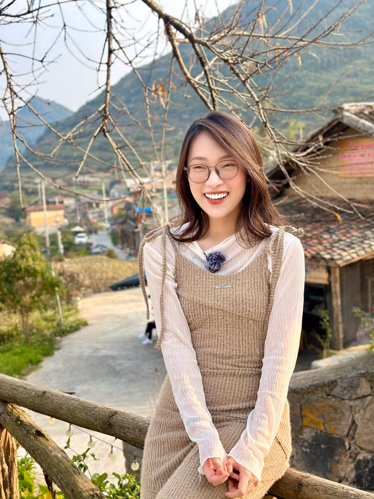 Chưa hết, Khánh Vy cũng dành số tiền kiếm được để đi du lịch đến rất nhiều nước trên thế giới như Mỹ, Thái Lan, Singapore, Nhật Bản, Hàn Quốc, Trung Quốc...Ảnh: FB Khánh Vy