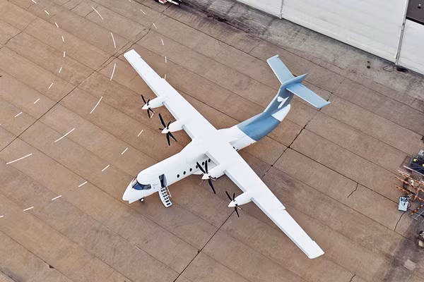 Máy bay điện Heart X1 thiết kế 30 chỗ ngồi với sải cánh 32 mét. Ảnh: Air Data News