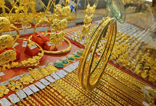 Giá vàng hôm nay 27/01: Sắp chạm mức kỷ lục? Gia vang hom nay 27/01: Sap cham muc ky luc?