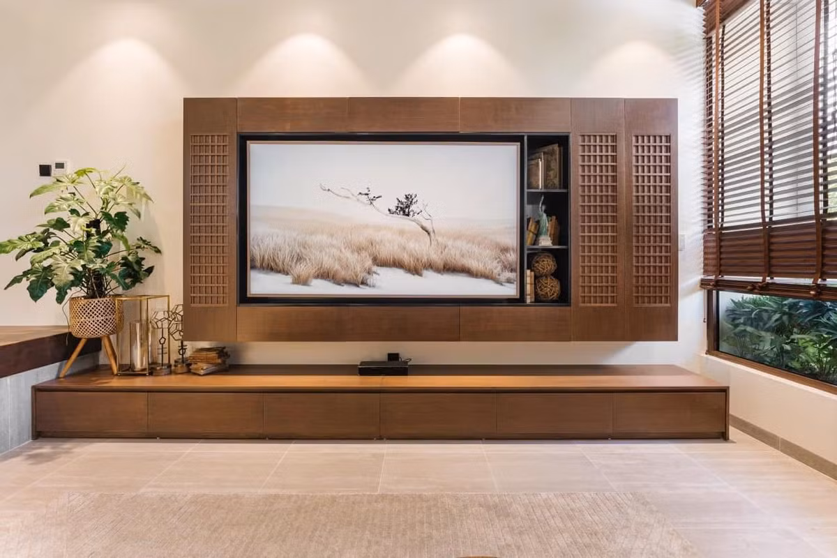 Cựu người mẫu xây nhà 4 tầng trên diện tích 100 m2 với nhiều tiện ích hiện đại và có giá hơn 11 tỷ. Ảnh: FB Quế Vân