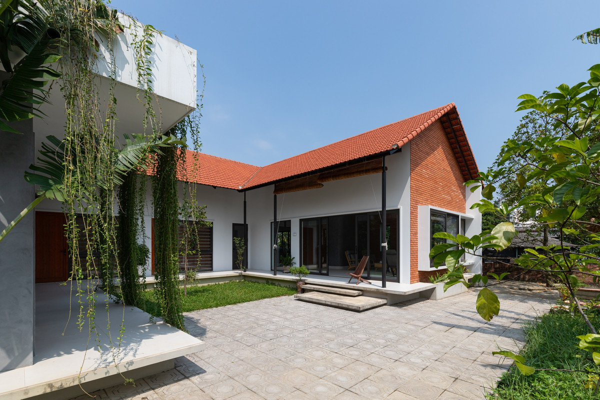 Thiết kế này giống như cách chúng ta luôn hướng về sự che chở từ gia đình và cội nguồn. Ảnh: Lê Trung