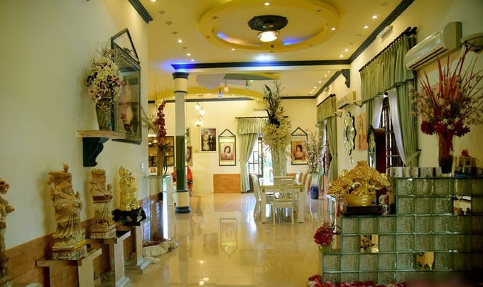 Nội thất trong nhà sang trọng và bày biện thẩm mỹ. Ảnh: Vietnamnet