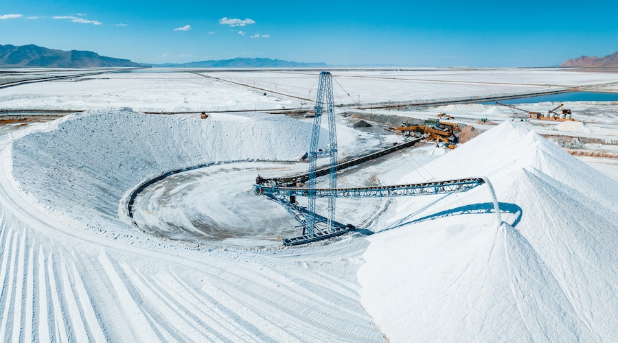 Được mệnh danh là một trong những mỏ vàng "cô đơn" nhất hành tinh, xung quanh Kupol là một vùng đất bao la, nơi mùa đông kéo dài tới 8-9 tháng với nhiệt độ có thể xuống tới -50°C. Ảnh: BBC